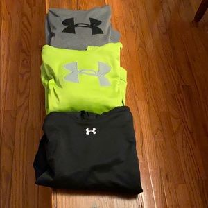 Lot of 3 Under Armour sweatshirts